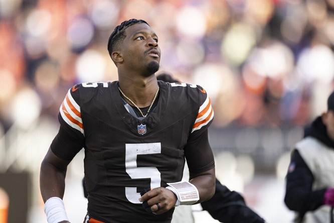 Jameis Winston får en chans att starta i Cleveland Browns laguppställning